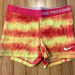 Women’s Dri-Fit Nike compression shorts